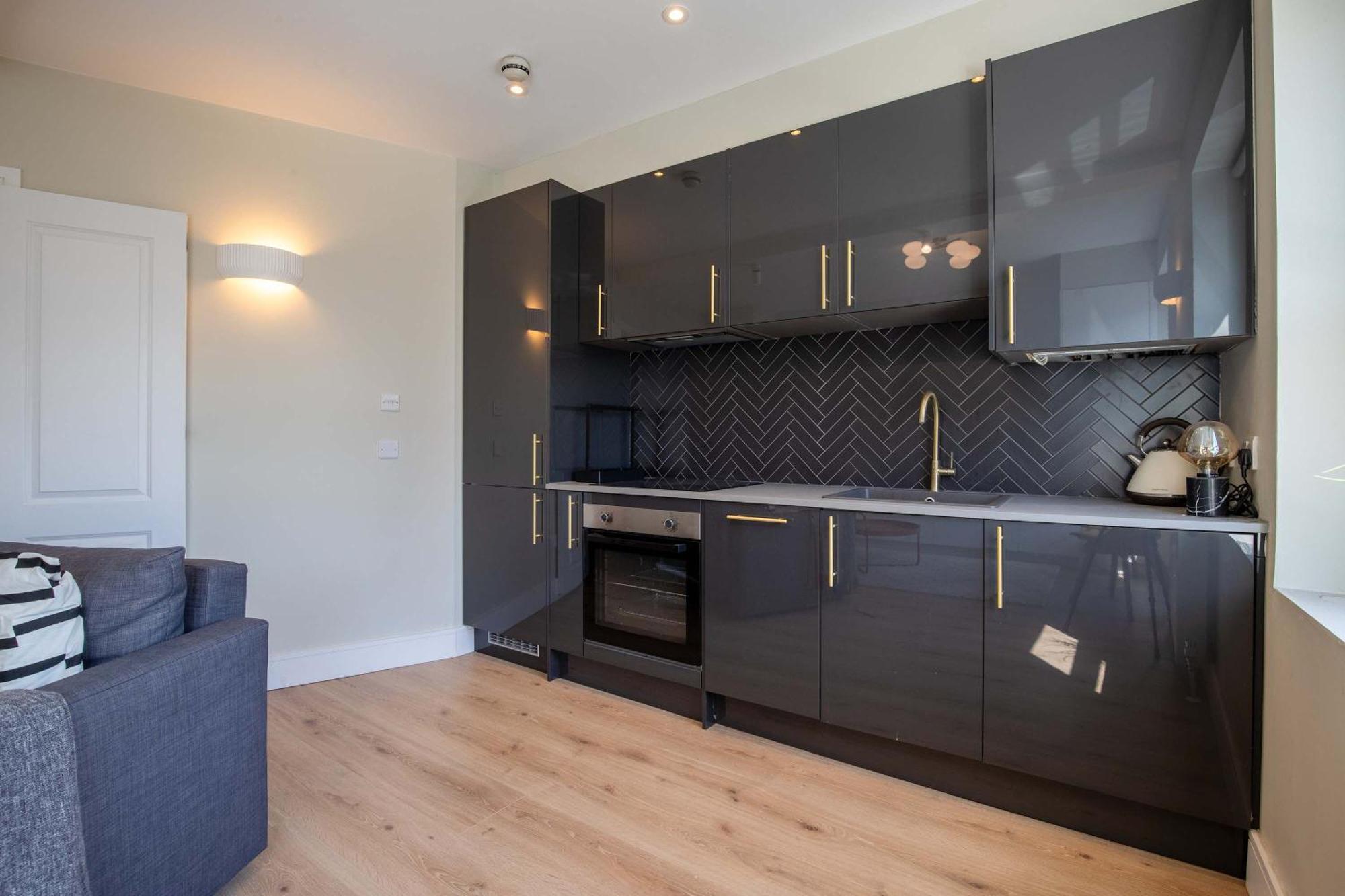Apartment Londwell Residences Camden High Street Collection